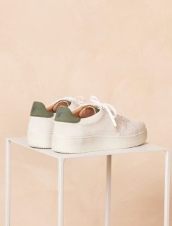 Pied de Biche Sneakers | Vasco Blanc & Cedre