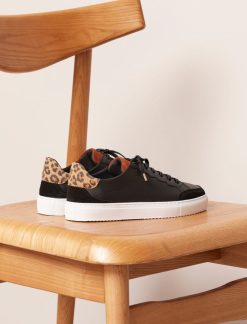 Pied de Biche Sneakers | Alena Noir Leopard