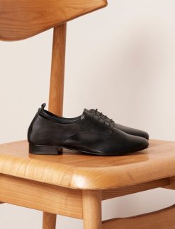 Pied de Biche Mocassins Et Derbies | Louise Noir