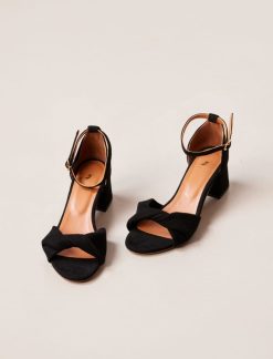 Pied de Biche Sandales | Mae Noir Velours